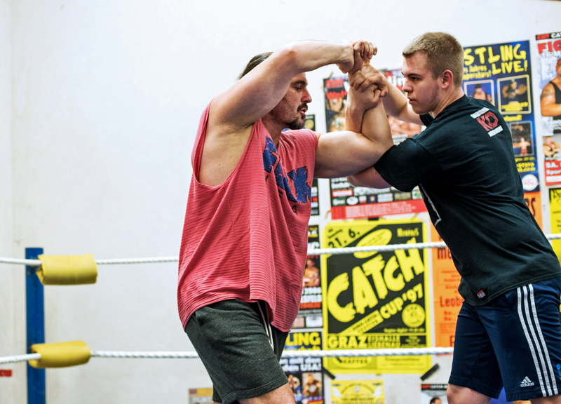 Michael Kovac beim Nachwuchstraining
